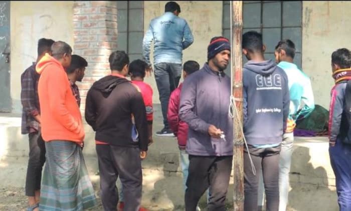 ঝিনাইদহ স্কুলের বারান্দা থেকে  বৃদ্ধ’র লাশ উদ্ধার