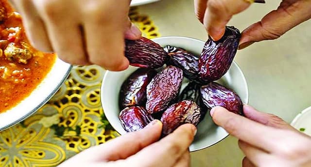 খাবার দানকারীর জন্য যে দোয়া করবেন