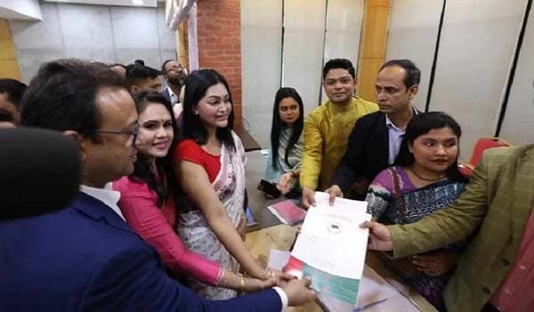 সংরক্ষিত নারী আসন: প্রথম দিনে আ. লীগের মনোনয়ম ফরম কিনলেন যারা