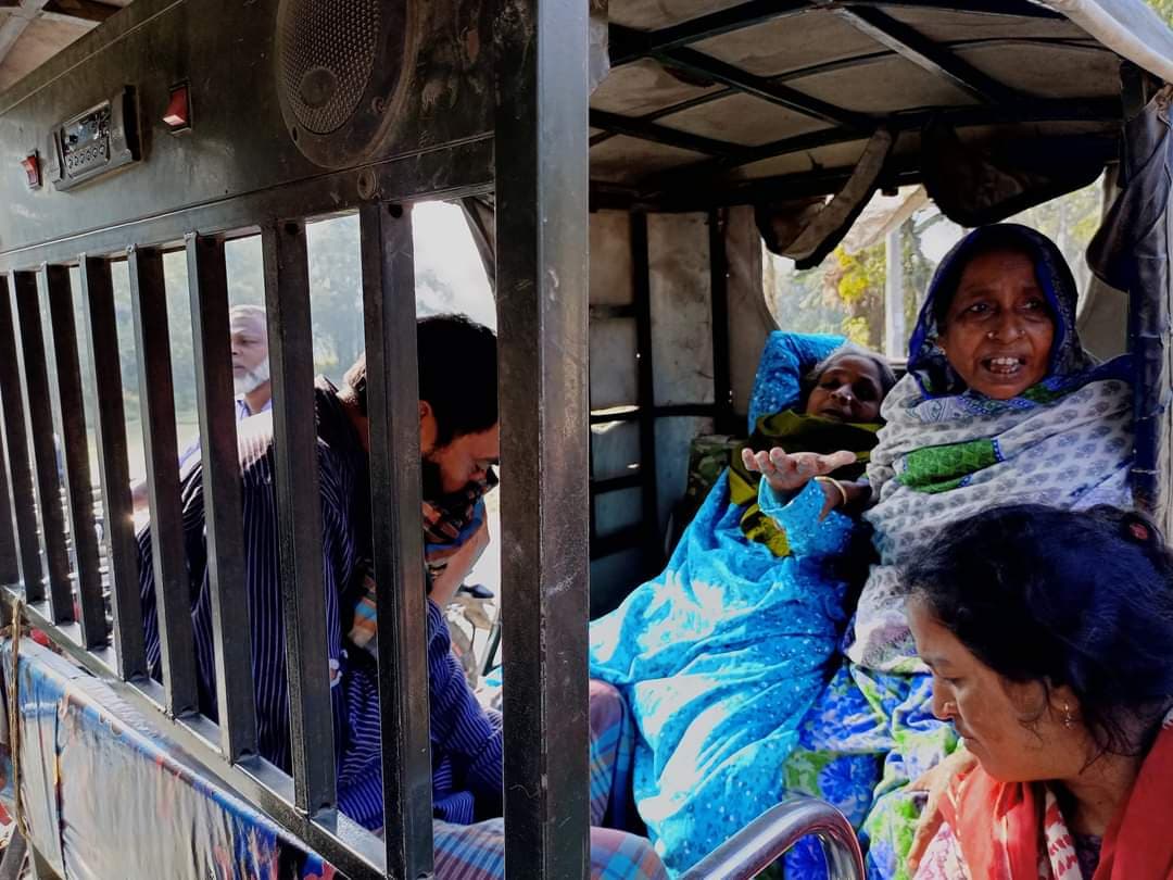 হাতীবান্ধায় শিয়ালের কামড়ে বনরক্ষীসহ ৮ জন আহত!