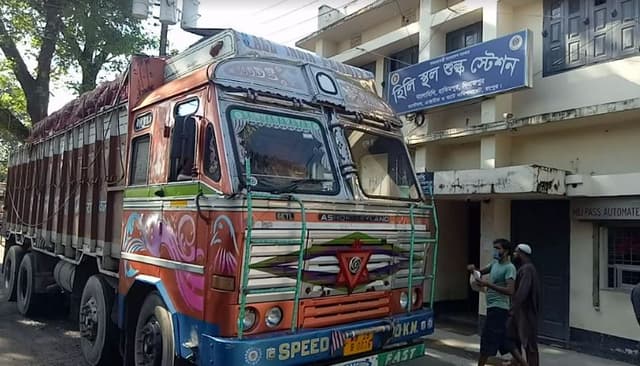 লোকসানের কারনে পেঁয়াজ আমদানিতে অনিহা