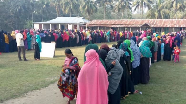 চলছে শেষ ধাপের ইউপি ভোটগ্রহণ