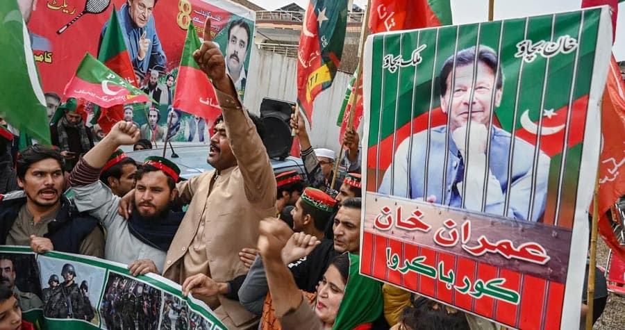 ২৫০ আসনের ফল: ইমরান খানের জয়