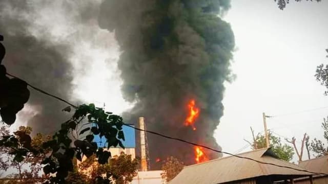 গাজীপুরে একটি কেমিক্যাল কারখানায় ভয়াবহ অগ্নিকাণ্ড
