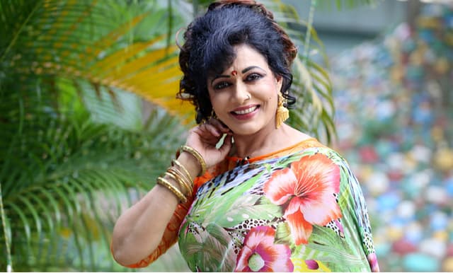 শিল্পী সমিতি থেকে পদত্যাগ করলেন রোজিনা