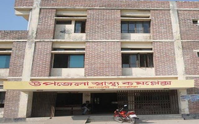 আশাশুনি স্বাস্থ্য কমপ্লেক্সে চিকিৎসা সেবা ভেঙ্গে পড়েছে!