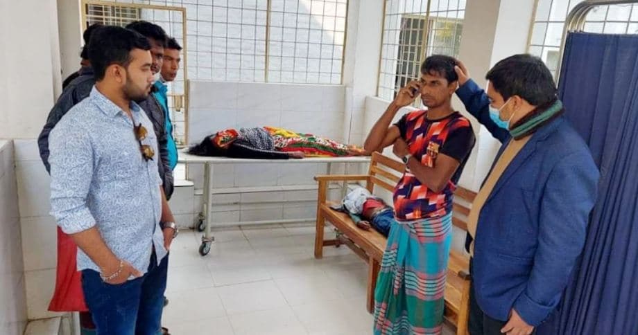 সিএনজি ও মোটরসাইকেল সংঘর্ষে নানি ও নাতি নিহত
