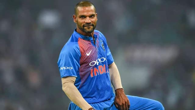 শিখর ধাওয়ান বিক্রি ৮ কোটি ২৫ লাখ রুপিতে