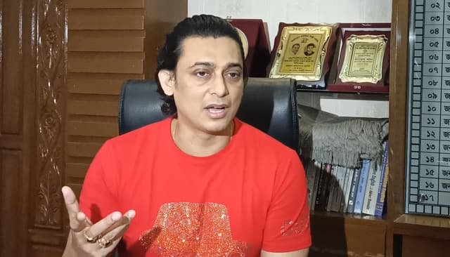 জমি দখলের অভিযোগকারীদের টাকা দিয়ে ভাড়া করে এনেছে :জায়েদ খান