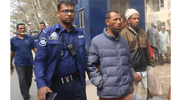 এহ্সান গ্রুপের একাধিক মামলার অন্যতম আসামী নাজমুল গ্রেফতার