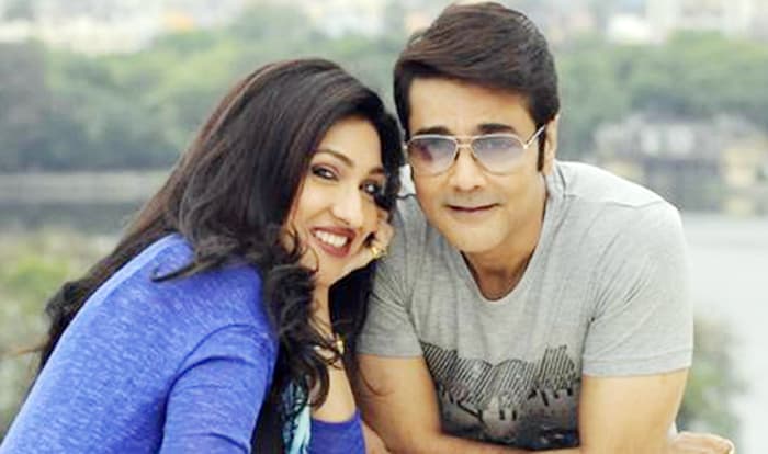 ভালবাসা দিবসে বিয়ের পিড়িতে প্রসেনজিৎ-ঋতুপর্ণা!
