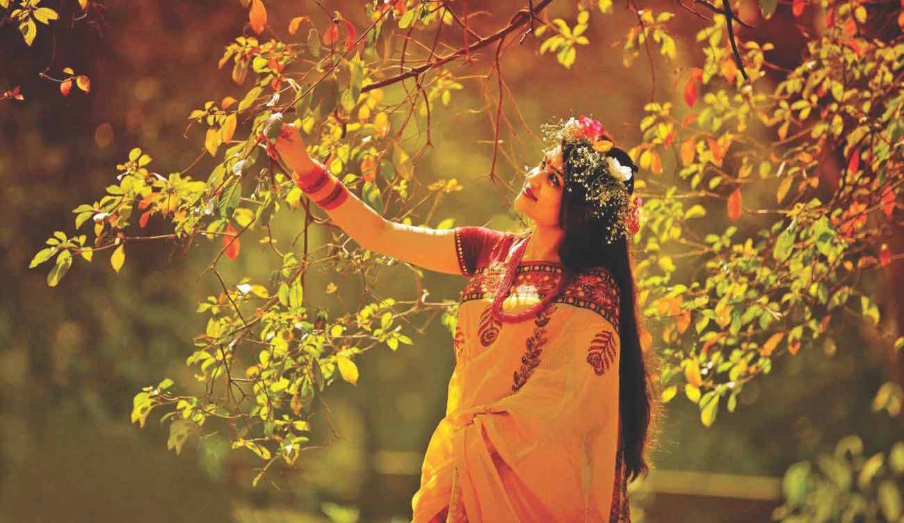 বসন্ত আজ উচ্ছ্বাসে নিঃশ্বাসে