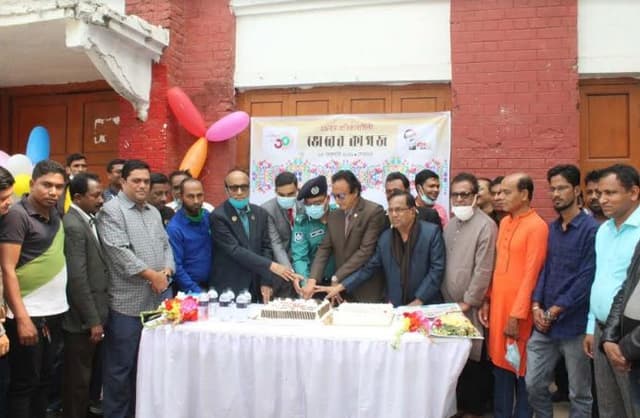 বরিশালে বর্ণাঢ্য আয়োজনে ভোরের কাগজ পত্রিকার ২৯তম প্রতিষ্ঠা বার্ষিকী পালিত