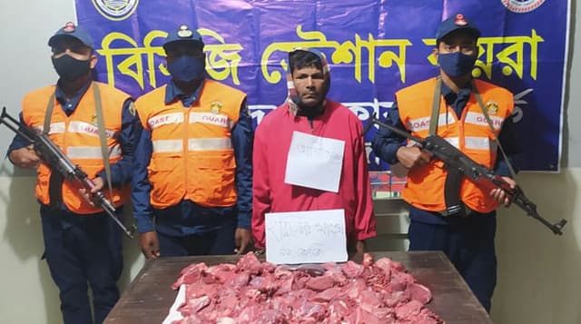 সুন্দরবনে হরিণের মাংসসহ শিকারি আটক