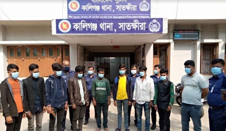 কালিগঞ্জে পুলিশের অভিযানে ৮ অপহরনকারী গ্রেপ্তার
