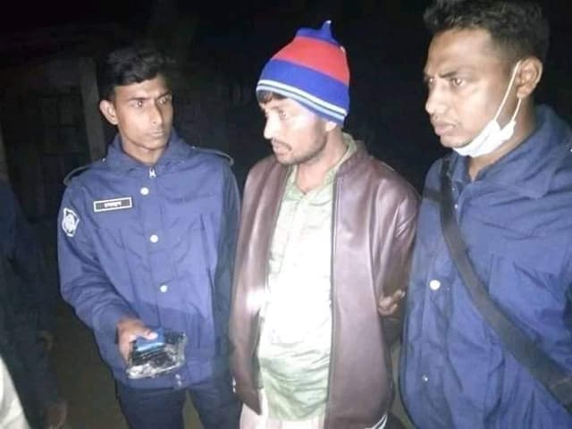 ঘুমধুম পুলিশের অভিযান, ইয়াবাসহ আলাউদ্দিন আটক