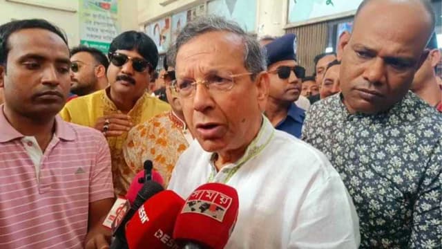 ইউনূসের মামলায় সরকারের হাত নেই : আইনমন্ত্রী