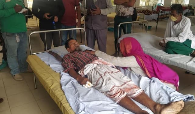 কালিয়াকৈরে জমি দখল নিয়ে সংঘর্ষ প্রতিপক্ষের লাঠির আঘাতে নিহত ১