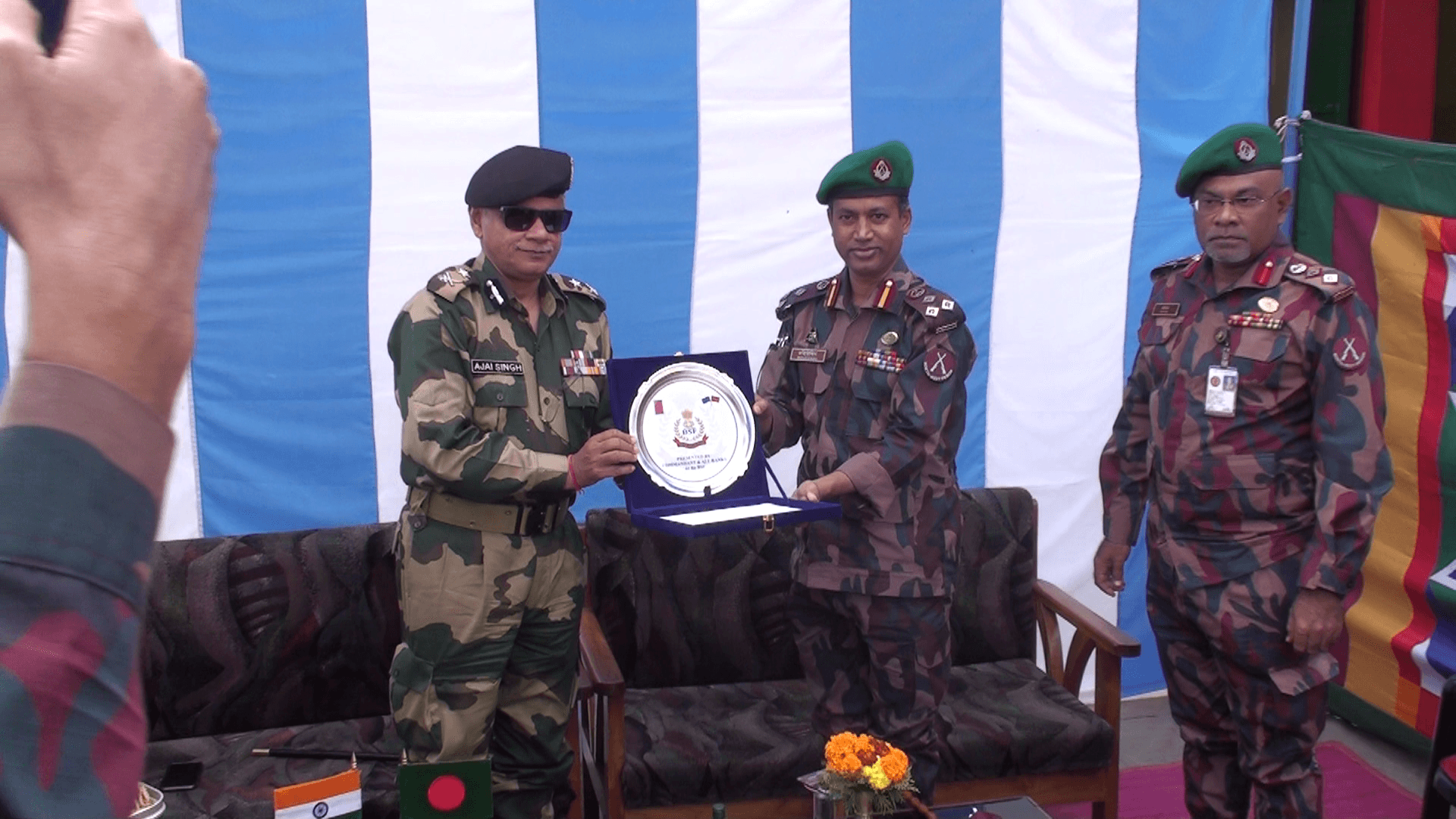 বিএসএফ ও বিজিবি’র সৌজন্য স্বাক্ষাত