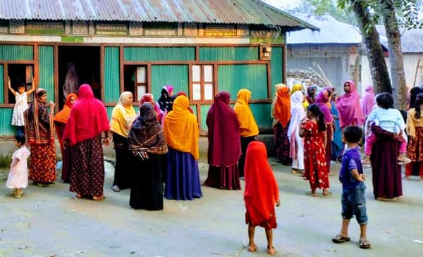 দেবীদ্বারে ট্রাক্টরের চাকায় পিষ্ট হয়ে প্রাণ গেল ভিখারীর!