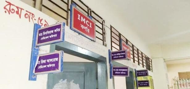 সাংবাদিকের কোনো চিকিৎসা হবে না’ বলে বের করে দিলেন ডাক্তার
