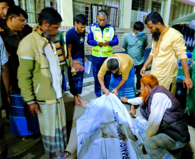 বীমার টাকা পরিশোধ করে বাড়ি ফেরা হলনা জসীম উদ্দিনের