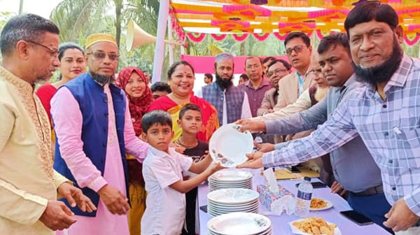 কাউখালীতে জাতীয় প্রাথমিক শিক্ষা পদক প্রতিযোগিতা অনুষ্ঠিত