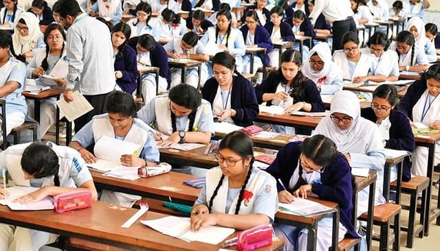 ২০২৫ সালের এইচএসসি পরীক্ষা নিয়ে নতুন সিদ্ধান্ত