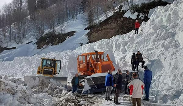 আফগানিস্তানে তুষারধস, নিহত ২৫ ॥ আহত ৮