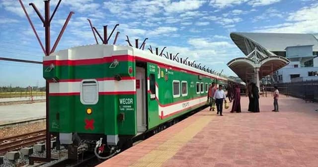 ঢাকা-কক্সবাজার রুটে ৫ দিনের ‘বিশেষ ট্রেন’