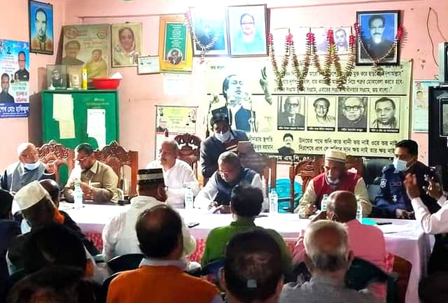 আত্রাইয়ে আ’লীগের বর্ধিত সভা অনুষ্ঠিত