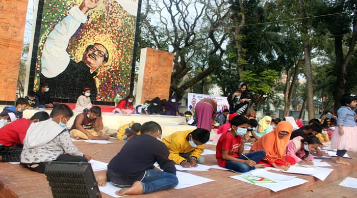 আন্তর্জাতিক মাতৃভাষা দিবসে দেবীদ্বারে শিশু-কিশোরদের চিত্রাঙ্কন প্রতিযোগিতা
