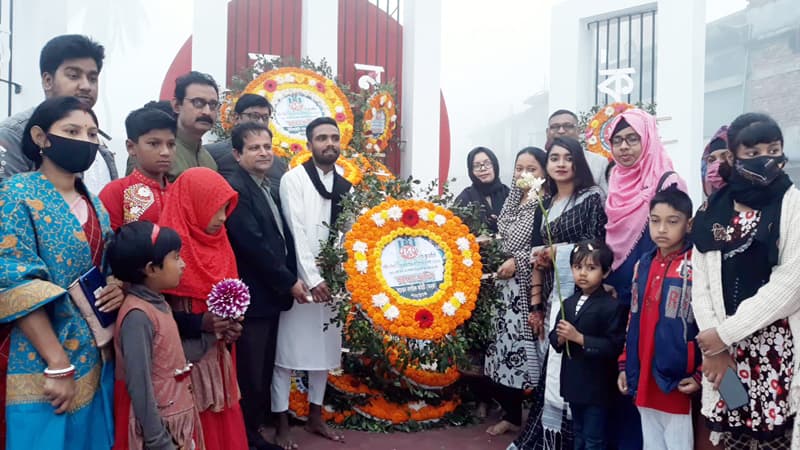 নাটোরে ভাষা শহিদদের প্রতি সনাক'র শ্রদ্ধা নিবেদন