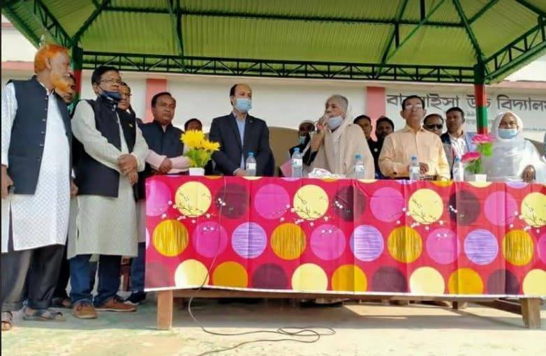 শুধু করোনা থেকে নয়, ধুলাবালি ও ঠান্ডা জনিত রোগ থেকেও রক্ষা করে মাস্ক; মতিয়া চৌধুরী