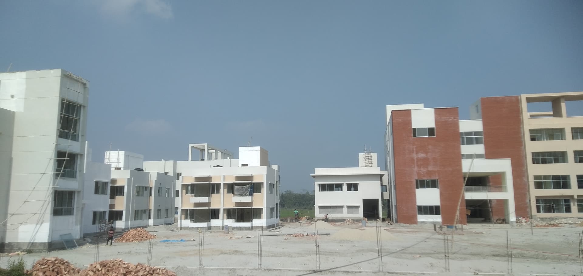 কালকিনিতে হাতের কাছে চিকিৎসা সেবার ব্যবস্থা করলেন "এমপি গোলাপ