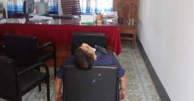 ইউএনও কার্যালয়ে ঢুকে ইউপি সদস্যকে খুন