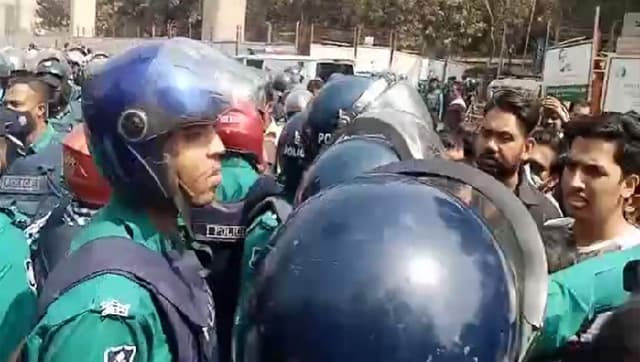 শাহবাগে বিক্ষোভের চেষ্টা, আটক ১০