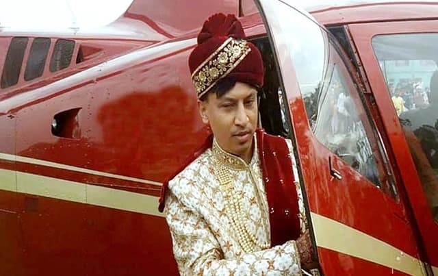 হেলিকপ্টার নিয়ে এসে কণে ছাড়া ফিরে গেলেন বর !