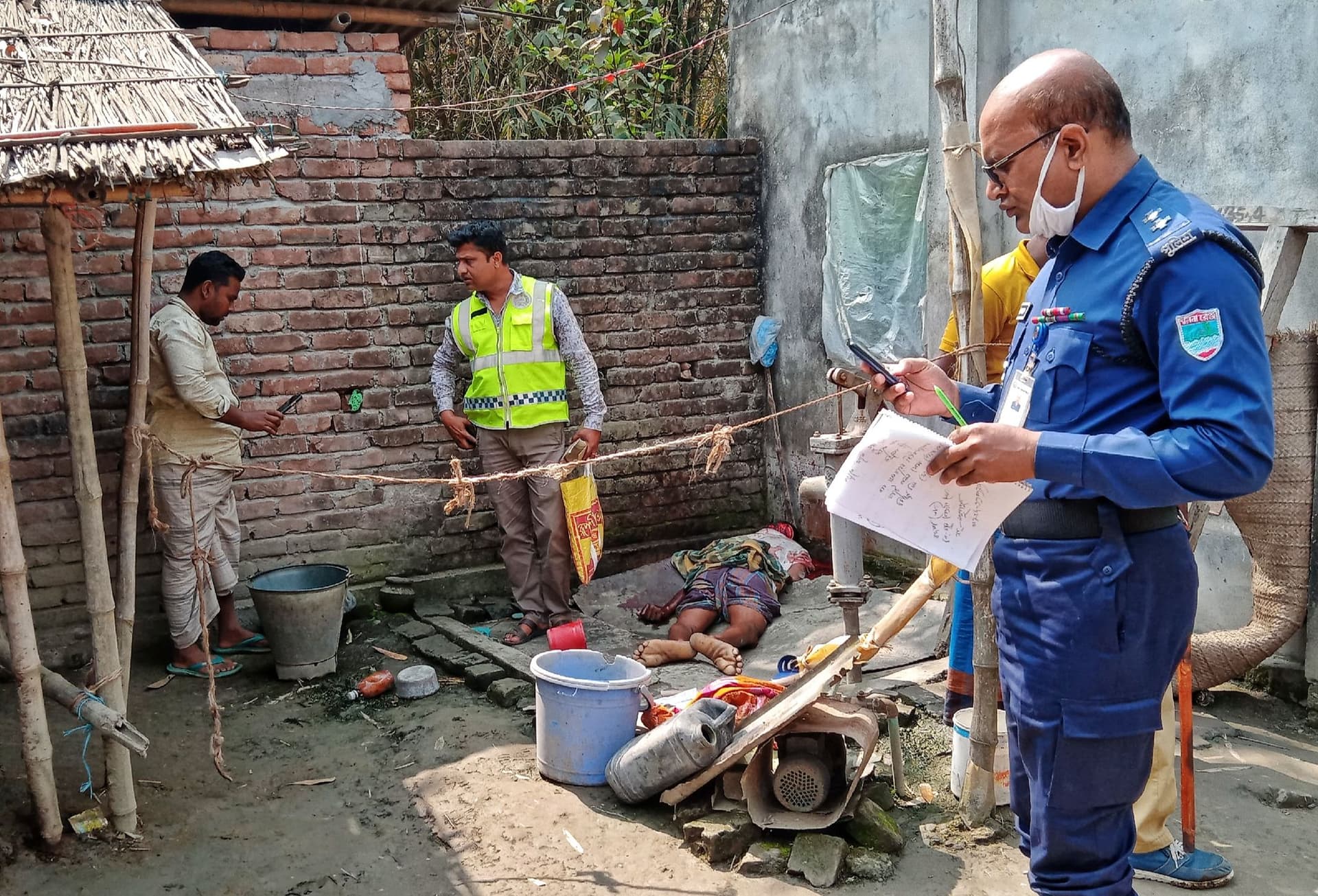 ছেলের হাতে বাবা খুন