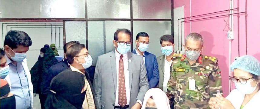 লক্ষ্যমাত্রার চেয়ে বেশি টিকা দেওয়া হবে আজ: স্বাস্থ্য সচিব