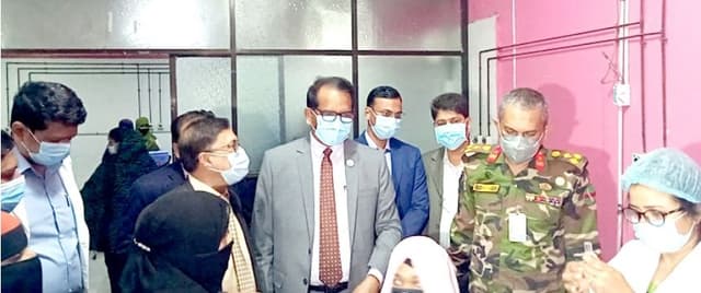 লক্ষ্যমাত্রার চেয়ে বেশি টিকা দেওয়া হবে আজ: স্বাস্থ্য সচিব