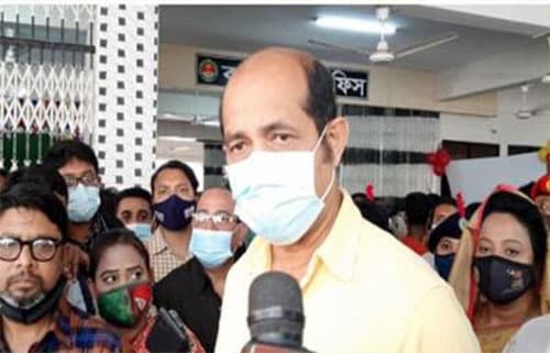 টিকা না নিলে ট্রেড লাইসেন্স বাতিল: আতিক