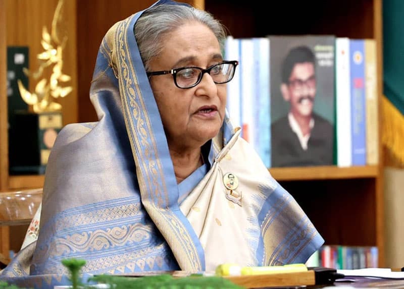 দেশের অর্থনীতিকে চাঙ্গা রাখতে সর্বাত্মক চেষ্টা করছে সরকার : প্রধানমন্ত্রী