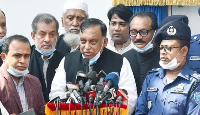 অন্যের বিশ্বাসের প্রতি আঘাত করে লিখতেন মুশতাক: স্বরাষ্ট্রমন্ত্রী