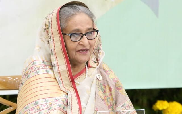 দেশের প্রতিটি অর্জনে শিল্পীদের অবদান রয়েছে :প্রধানমন্ত্রী
