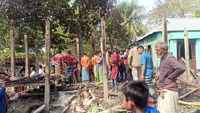 শেরপুরে আগুনে পুড়ে সাবেক মহিলা মেম্বারসহ নিহত ২