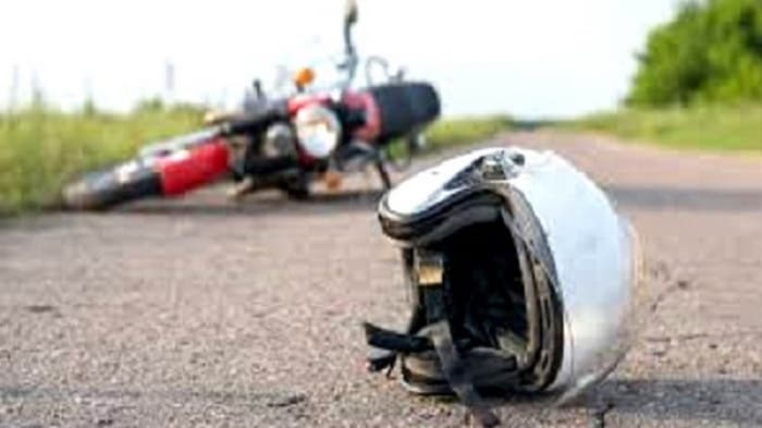 ট্রাকচাপায় প্রাণ গেল ২ মোটরসাইকেল আরোহীর