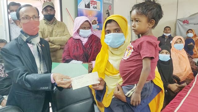 ধামইরহাটে সরকারি ভাতা পাচ্ছেন ১৩ সহস্রাধিক অসহায় মানুষ
