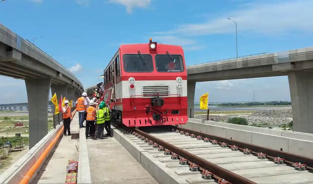 জুনেই শেষ হচ্ছে পদ্মা রেল সেতুর নির্মাণকাজ