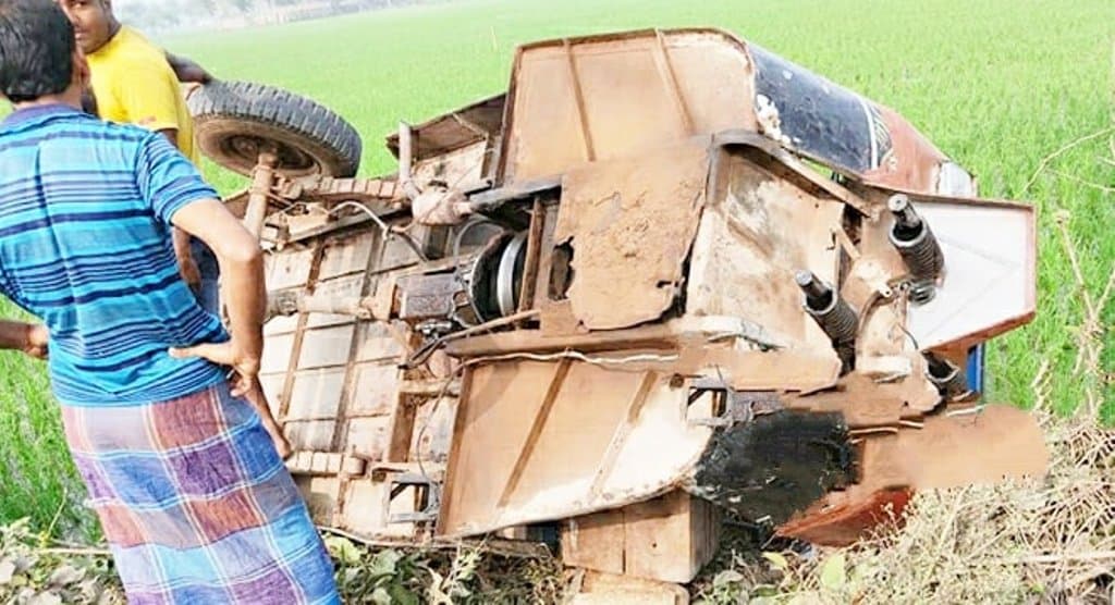 ইঞ্জিন চালিত লাটা হাম্বা চালানো শিখতে গিয়ে প্রাণ গেল যুবকের